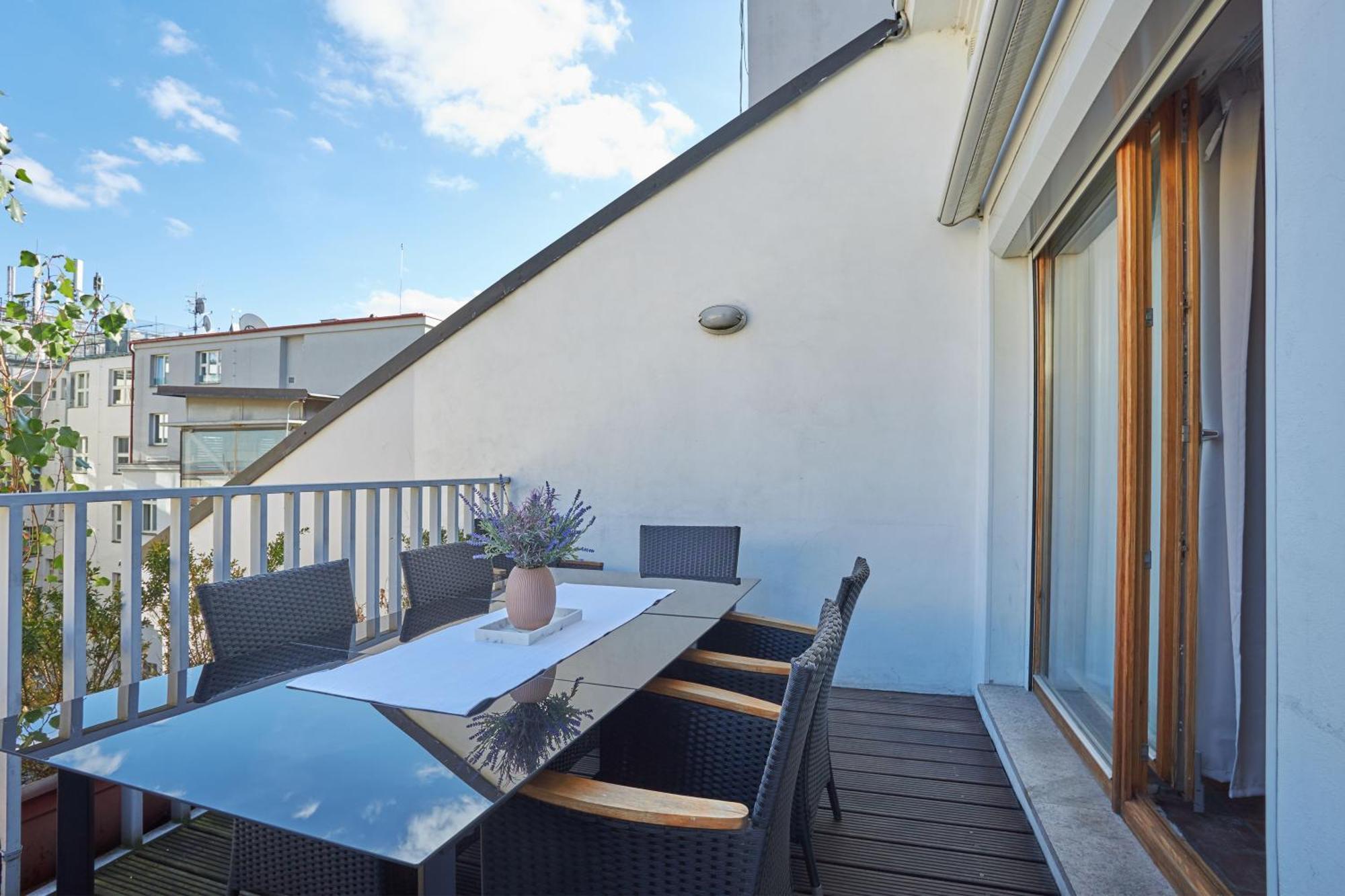 Zatecka - Terrace Residence In The Old Town Prague Exterior photo